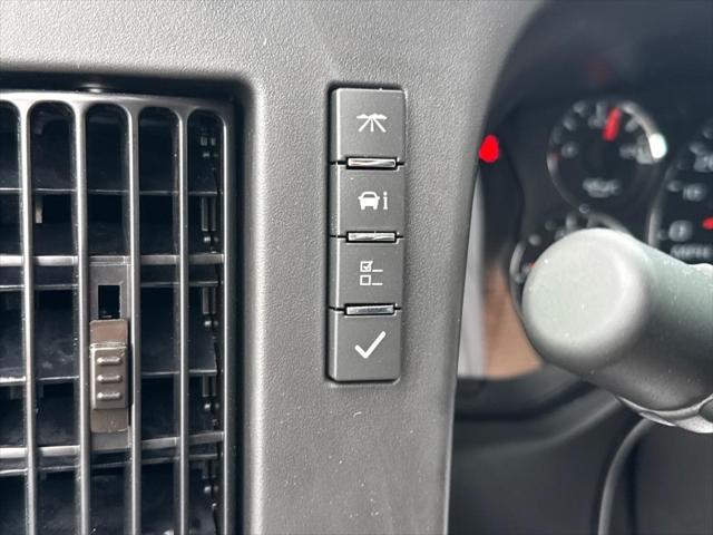 2025 Chevrolet Express 2500