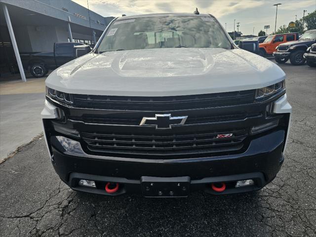 2021 Chevrolet Silverado 1500 4WD Double Cab Standard Bed Custom