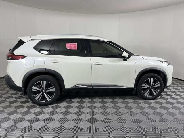 2022 Nissan Rogue SL