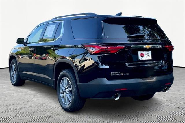2023 Chevrolet Traverse AWD LT Cloth