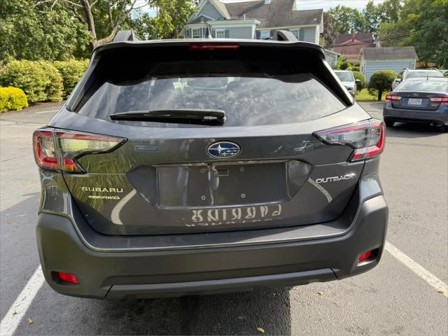 2025 Subaru Outback Premium