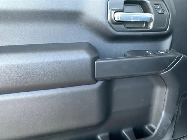 2025 GMC Sierra 2500HD 4WD Regular Cab Long Bed Pro