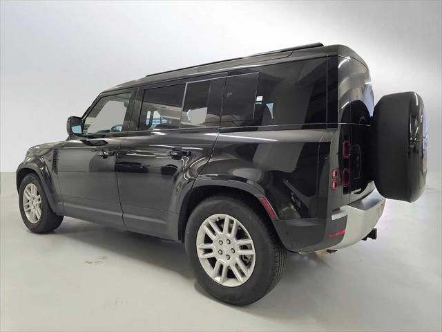 2025 Land Rover Defender 110 P300
