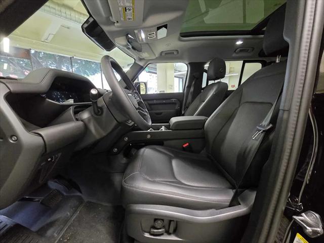 2025 Land Rover Defender 110 P300