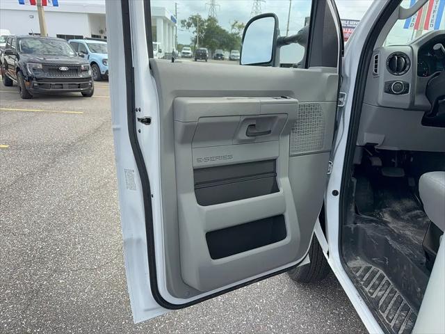 2026 Ford E-350 Cutaway E-Series Cutaway