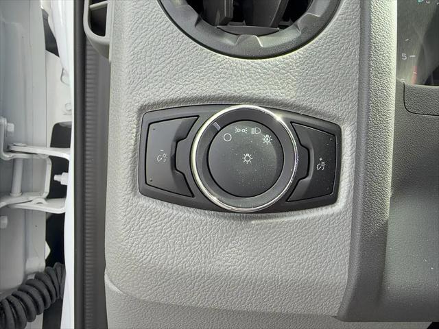 2026 Ford E-350 Cutaway E-Series Cutaway