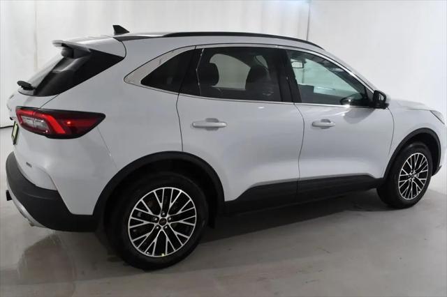 2025 Ford Escape PHEV