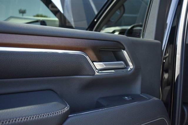 2024 GMC Sierra 3500HD Denali