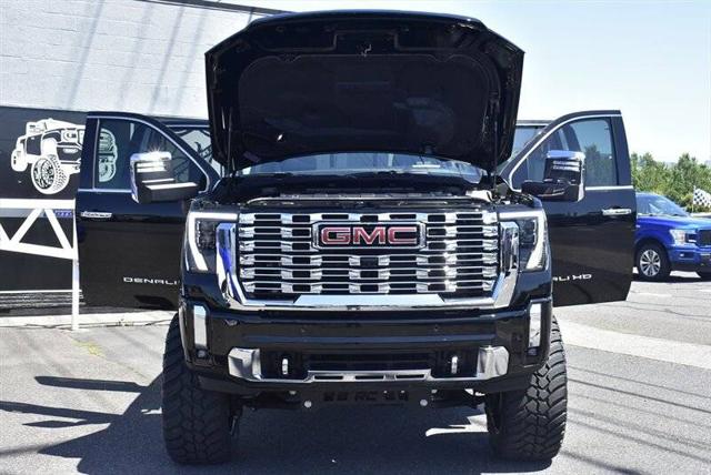 2024 GMC Sierra 3500HD Denali