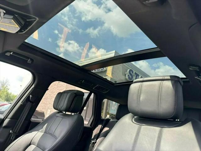 2020 Land Rover Range Rover P525 HSE