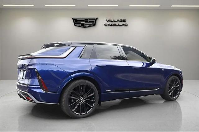 2026 Cadillac iQ V-Series w/1SV