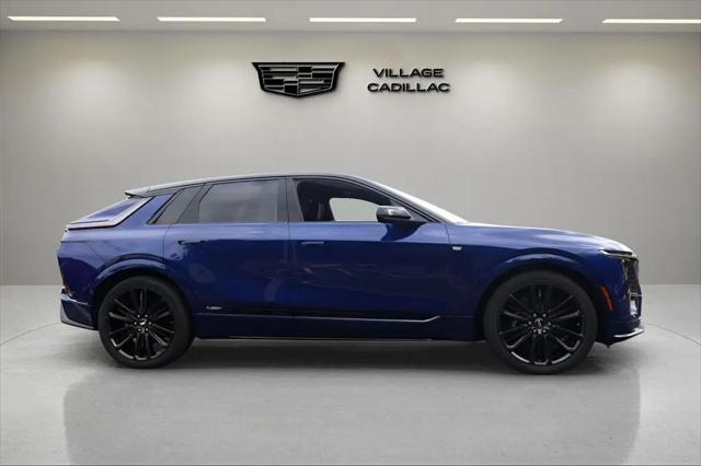 2026 Cadillac iQ V-Series w/1SV