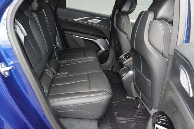 2026 Cadillac iQ V-Series w/1SV