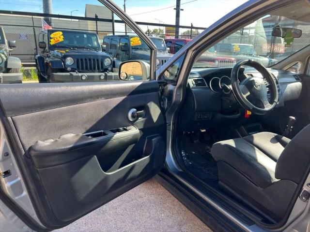 2009 Nissan Versa 1.8S
