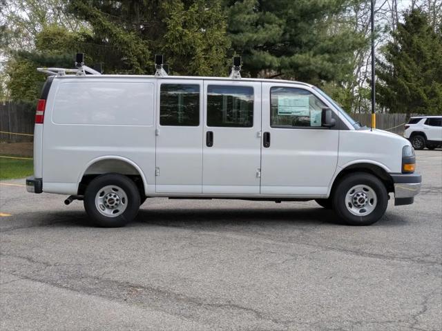 2025 GMC Savana Cargo RWD 2500 Regular Wheelbase Work Van
