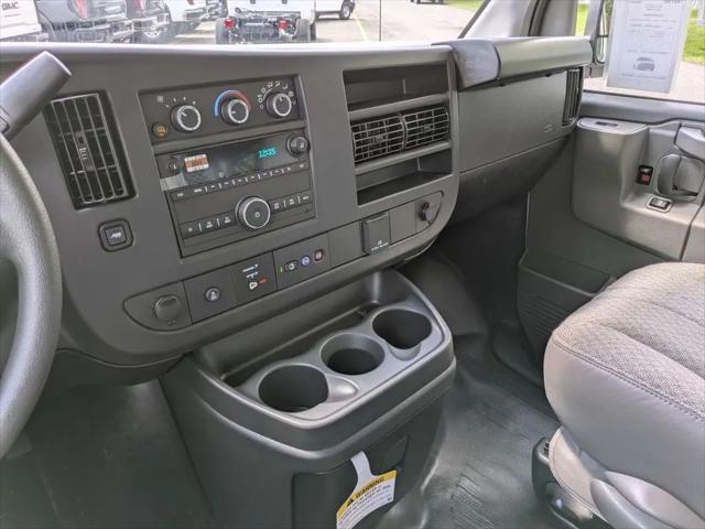2025 GMC Savana Cargo RWD 2500 Regular Wheelbase Work Van