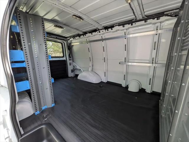 2025 GMC Savana Cargo RWD 2500 Regular Wheelbase Work Van