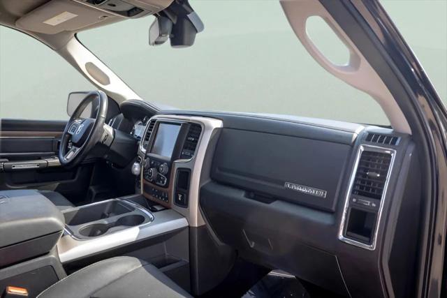 2017 Ram 1500 Laramie Crew Cab 4x4 57 Box