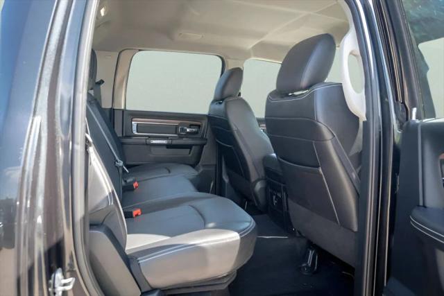 2017 Ram 1500 Laramie Crew Cab 4x4 57 Box