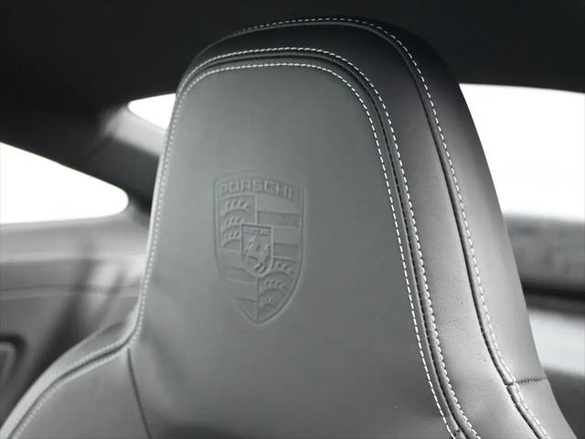 2022 Porsche 911 GT3 w/Touring Package