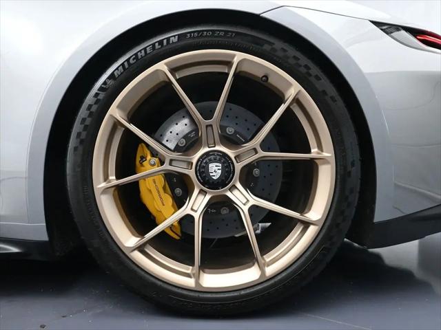 2022 Porsche 911 GT3 w/Touring Package