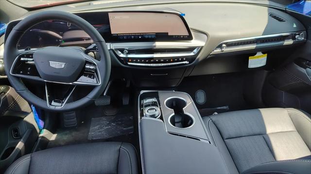 2025 Cadillac iQ Sport w/1SF