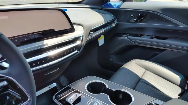 2025 Cadillac iQ Sport w/1SF