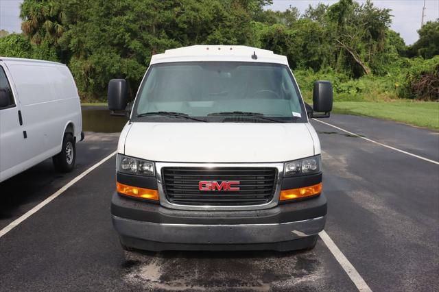 2025 GMC Savana Cutaway Work Van