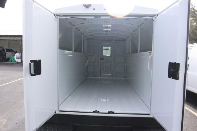 2025 GMC Savana Cutaway Work Van