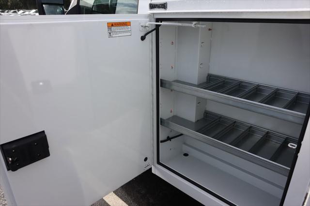 2025 GMC Savana Cutaway Work Van