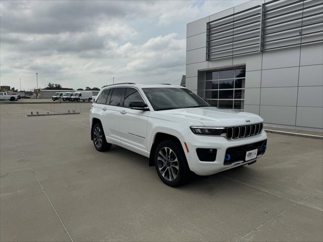 2022 Jeep Grand Cherokee 4xe Overland 4x4 2022 Jeep Grand Cherokee 4xe Overland 4x4