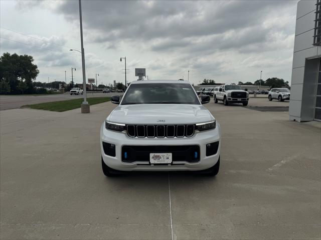 2022 Jeep Grand Cherokee 4xe Overland 4x4 2022 Jeep Grand Cherokee 4xe Overland 4x4