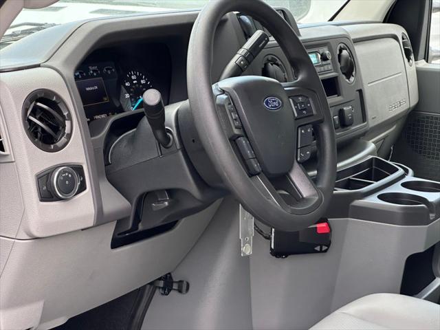 2026 Ford E-350 Cutaway Base Cutaway