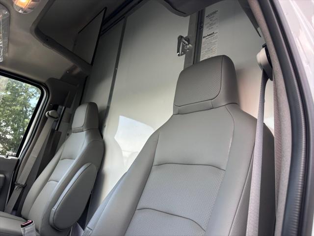 2026 Ford E-350 Cutaway Base Cutaway
