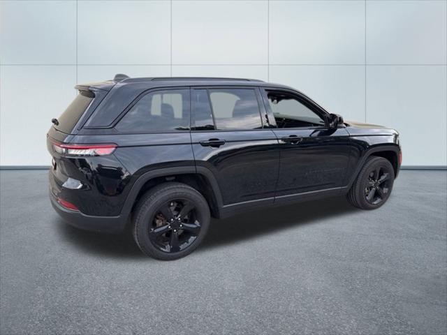 2023 Jeep Grand Cherokee Altitude X 4x4