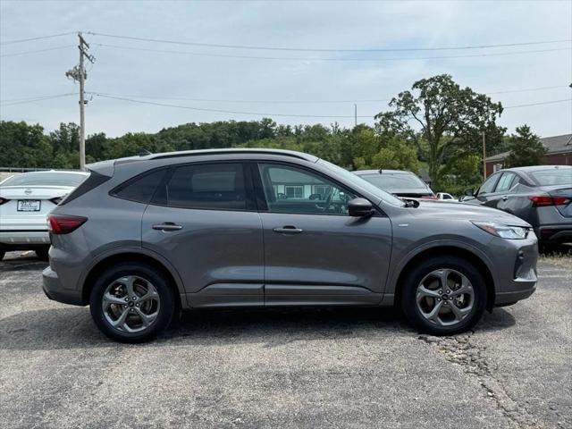 2024 Ford Escape ST-Line 2024 Ford Escape ST-Line