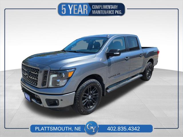 2018 Nissan TITAN SV