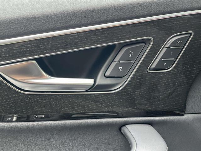 2025 Audi Q7 Premium Plus 55 TFSI quattro Tiptronic