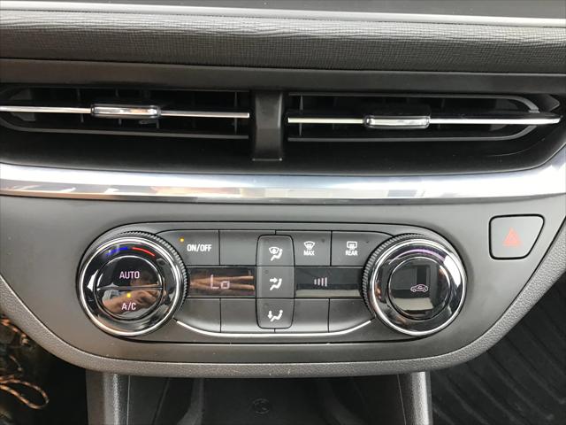 2024 Buick NV Preferred FWD