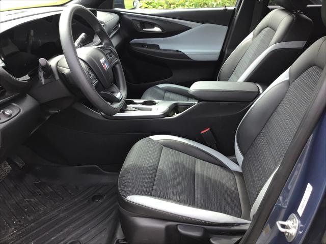 2024 Buick NV Preferred FWD
