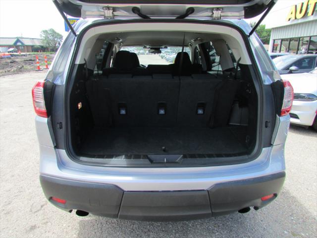 2023 Subaru Ascent Base 8-Passenger