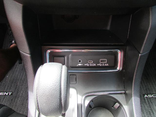 2023 Subaru Ascent Base 8-Passenger