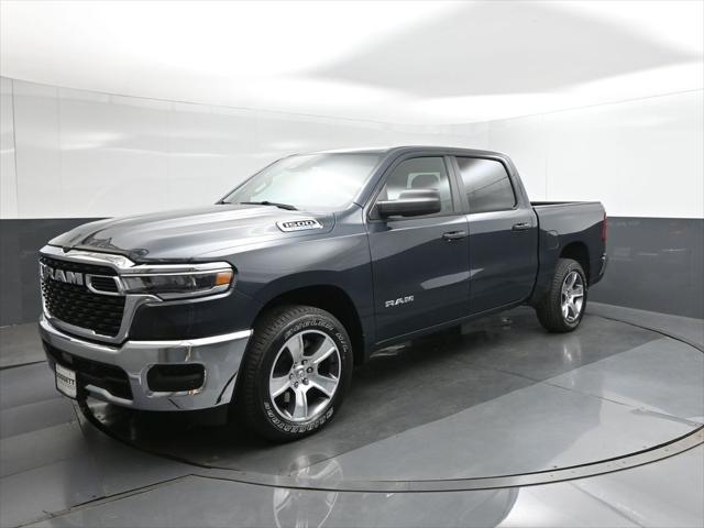 2025 RAM Ram 1500 RAM 1500 TRADESMAN CREW CAB 4X2 57 BOX 2025 RAM Ram 1500 RAM 1500 TRADESMAN CREW CAB 4X2 57 BOX