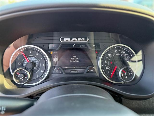 2025 RAM Ram 1500 RAM 1500 BIG HORN CREW CAB 4X4 57 BOX