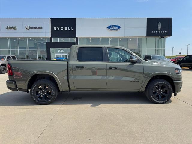 2025 RAM Ram 1500 RAM 1500 BIG HORN CREW CAB 4X4 57 BOX