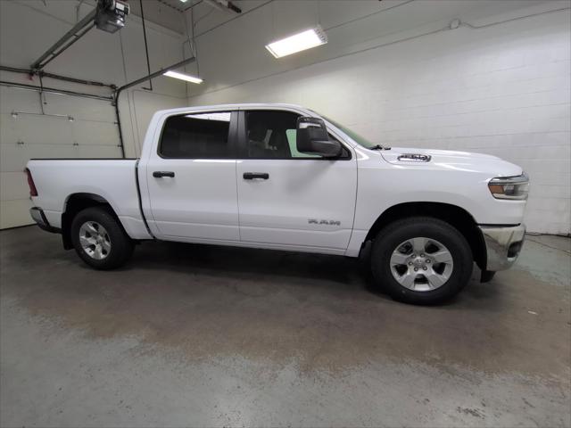 2025 RAM Ram 1500 RAM 1500 TRADESMAN CREW CAB 4X4 57 BOX 2025 RAM Ram 1500 RAM 1500 TRADESMAN CREW CAB 4X4 57 BOX