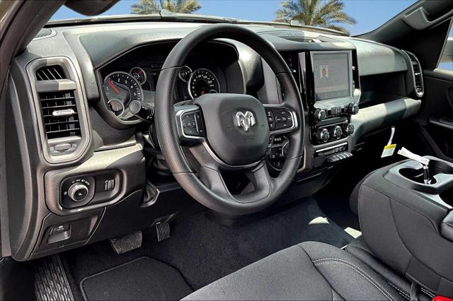 2025 RAM Ram 1500 RAM 1500 TRADESMAN CREW CAB 4X4 57 BOX