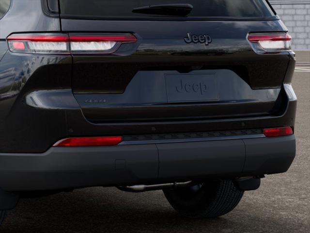 2025 Jeep Grand Cherokee Unknown