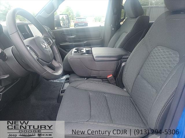 2025 Ram 1500 Tradesman Crew Cab 4x4 5'7" Box