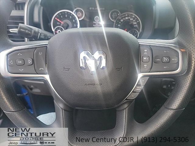 2025 Ram 1500 Tradesman Crew Cab 4x4 5'7" Box